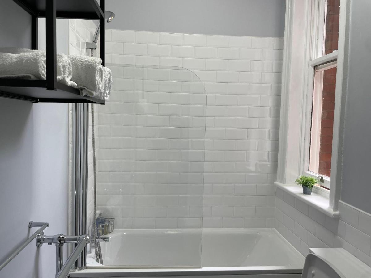 Airy Sefton Park Apartment *
